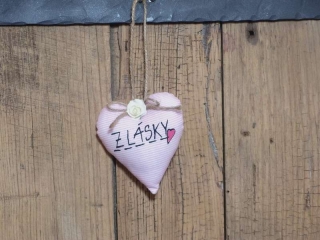 Šité srdiečko ružové z lásky