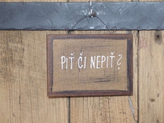 Tabuľka Piť či nepiť